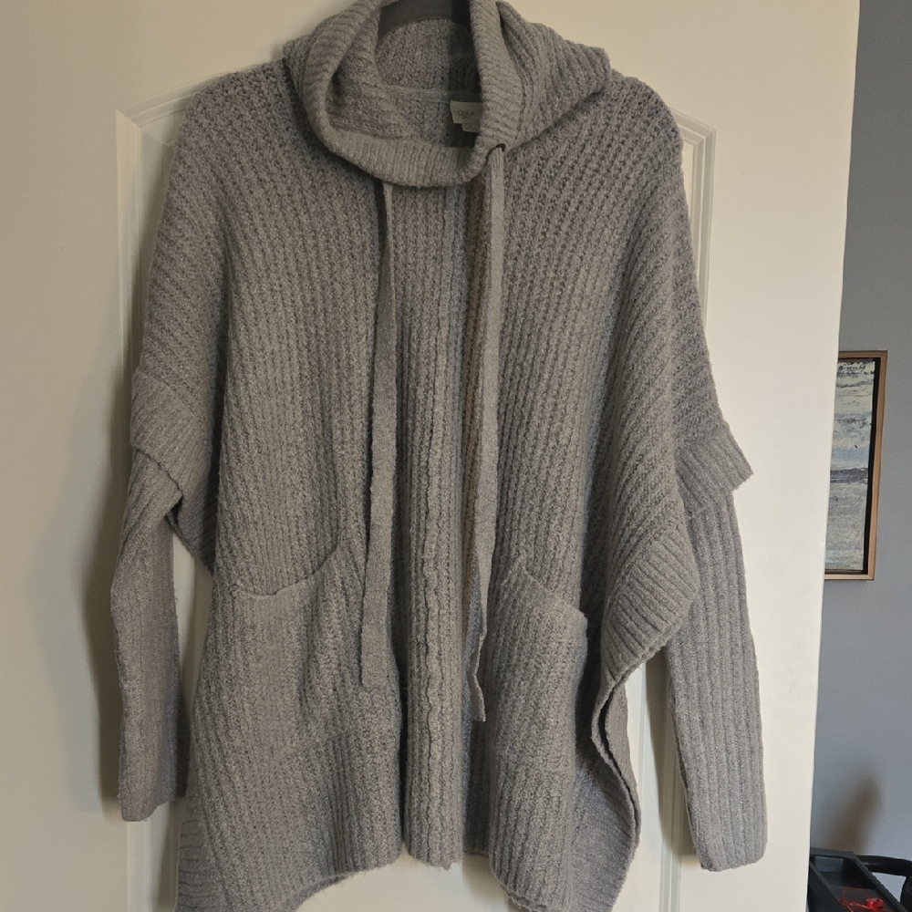 Elegant Heather Gray Women's Hooded Poncho Sweater